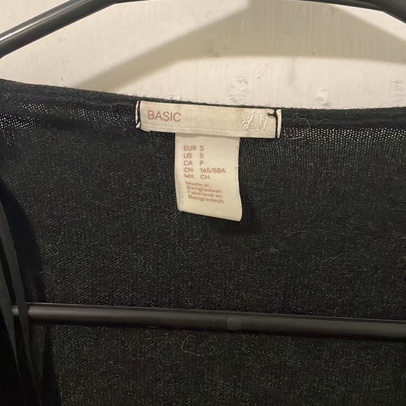 H&M basics open cardigan, hits at knees, black - Picture 3 of 3